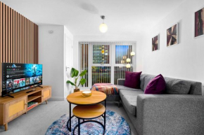 Modern City Centre 2 Bedroom Apartment by Azura Nights